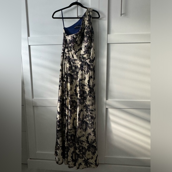 Betsy Adam long Dress - Picture 2 of 3